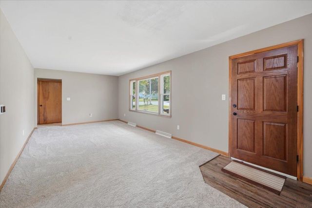1051 Wisconsin Street, Waterloo, IA 50702