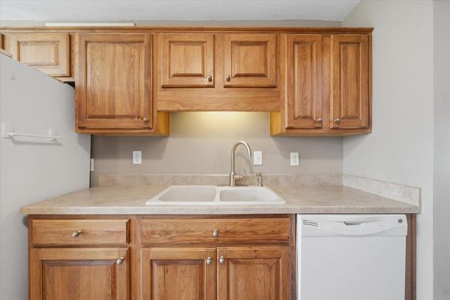 1051 Wisconsin Street, Waterloo, IA 50702