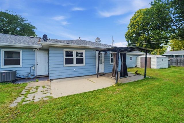 1051 Wisconsin Street, Waterloo, IA 50702