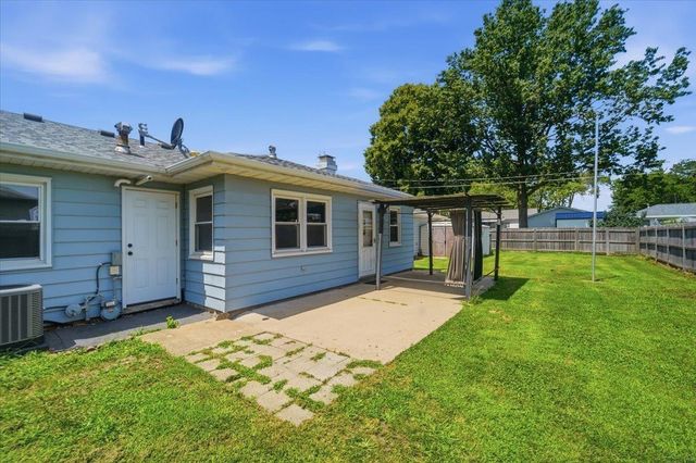 1051 Wisconsin Street, Waterloo, IA 50702