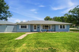 1051 Wisconsin Street, Waterloo, IA 50702