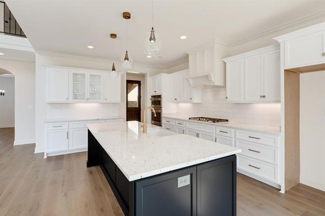 712 E CYPRESS VIEW CIR, Collierville, TN 38017