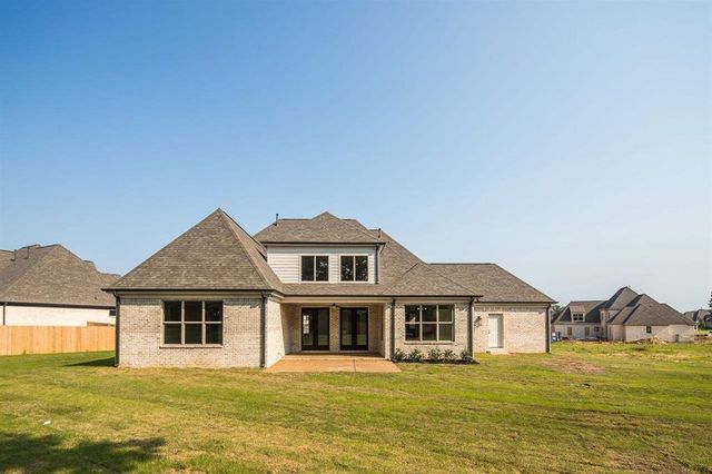 712 E CYPRESS VIEW CIR, Collierville, TN 38017