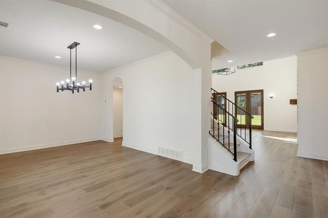 712 E CYPRESS VIEW CIR, Collierville, TN 38017