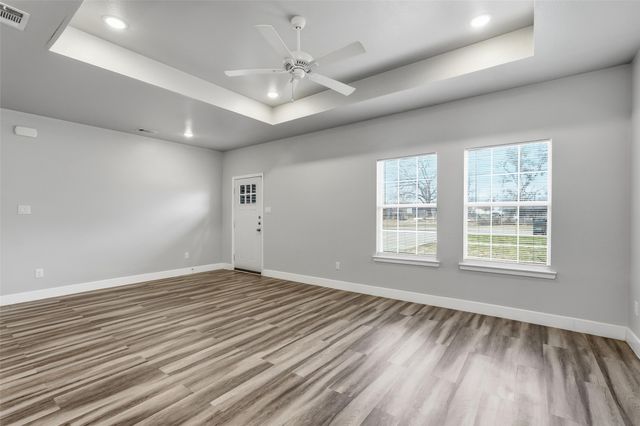 4215 Oneal Street, Greenville, TX 75401