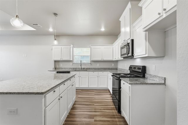 4215 Oneal Street, Greenville, TX 75401