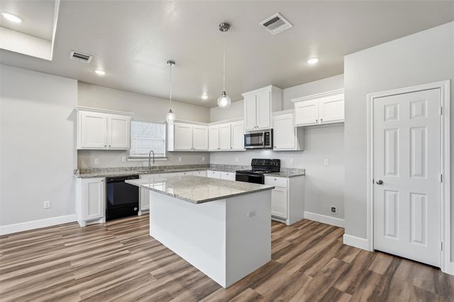 4215 Oneal Street, Greenville, TX 75401