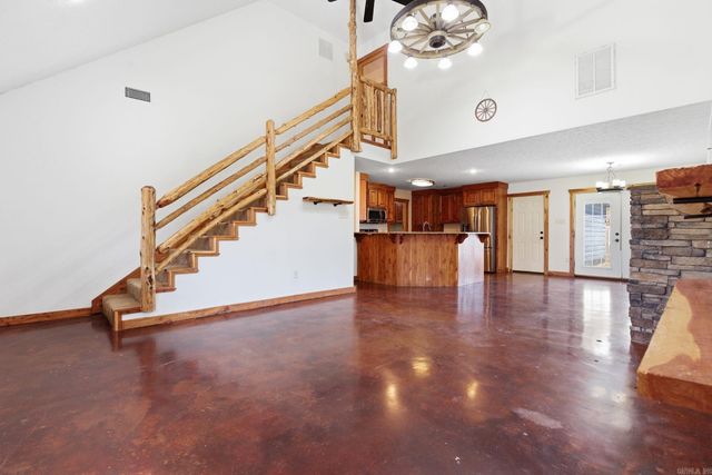 14 4th Street, Greenbrier, AR 72058