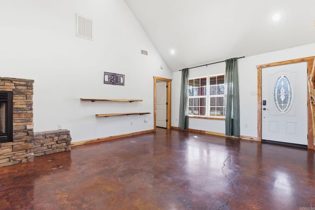 14 4th Street, Greenbrier, AR 72058