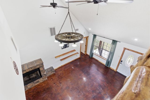 14 4th Street, Greenbrier, AR 72058