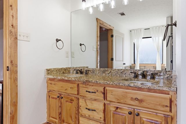 14 4th Street, Greenbrier, AR 72058