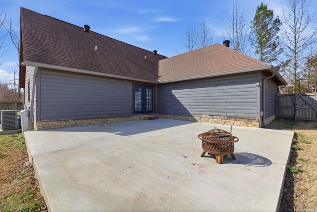 14 4th Street, Greenbrier, AR 72058