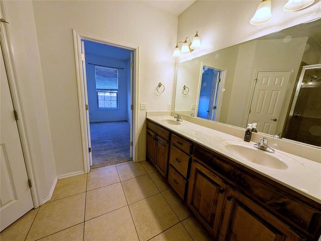 643 Sisken Court, Edmond, OK 73003