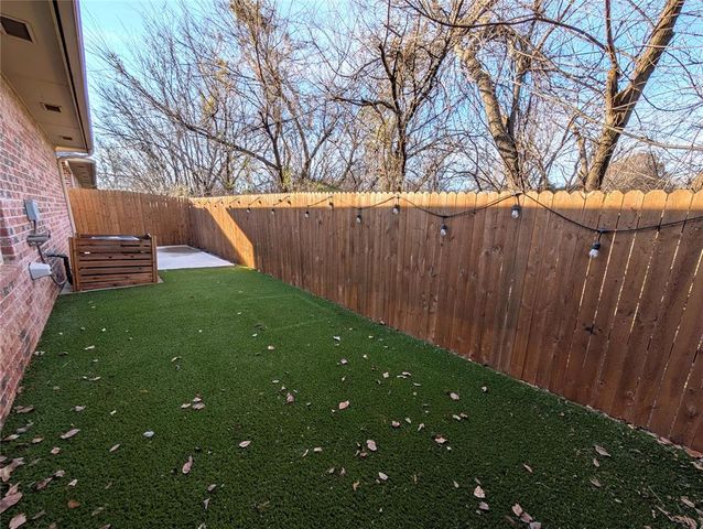 643 Sisken Court, Edmond, OK 73003