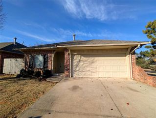 643 Sisken Court, Edmond, OK 73003