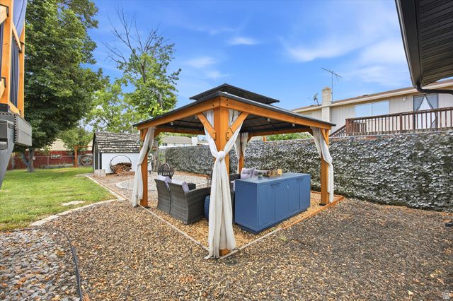 7682 S 2500 W, West Jordan, UT 84084