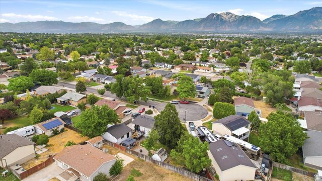 7682 S 2500 W, West Jordan, UT 84084