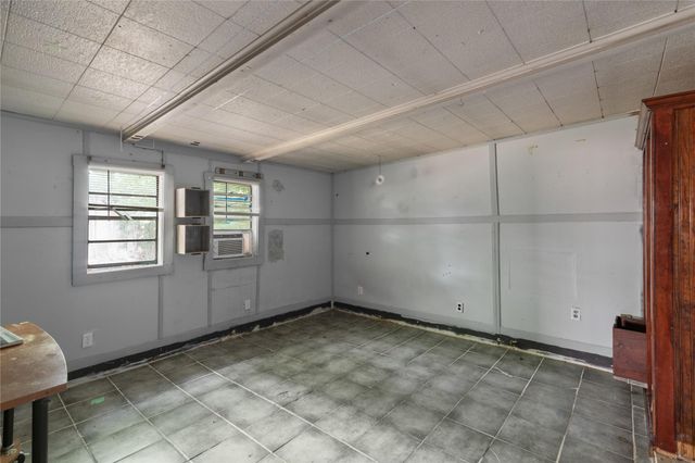 126 W Grenfell Lane, Houston, TX 77076