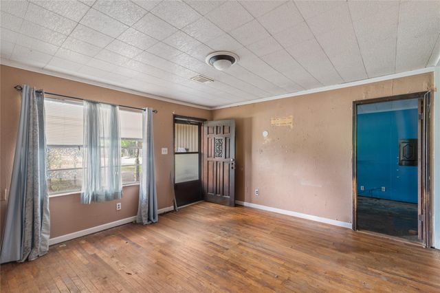 126 W Grenfell Lane, Houston, TX 77076