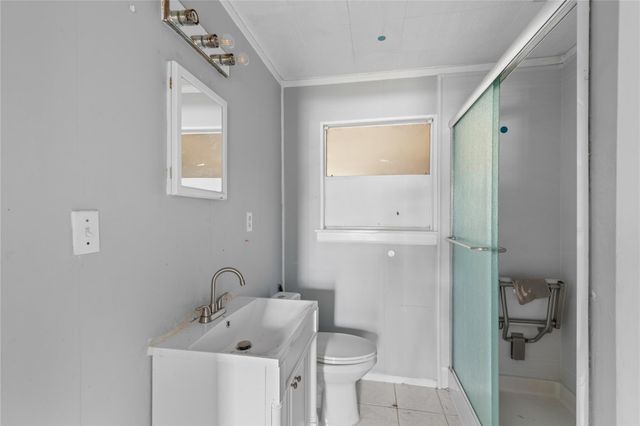 126 W Grenfell Lane, Houston, TX 77076