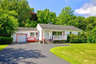 35 Barmont Drive, Greece, NY 14626