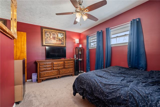 1209 Vermont Ave, Hopewell Twp, PA 15001