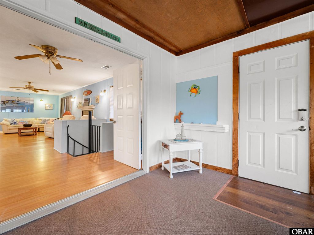 Image 7 of property listing at 2330 Ocean Sands Road Lot #10, Corolla, NC 27927