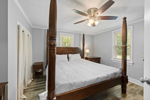 1466 Bible Crossing Rd, Winchester, TN 37398