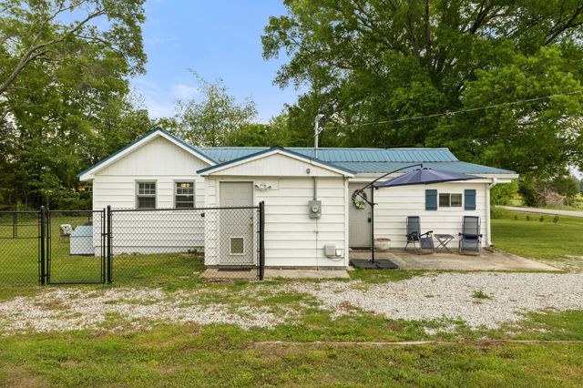 1466 Bible Crossing Rd, Winchester, TN 37398