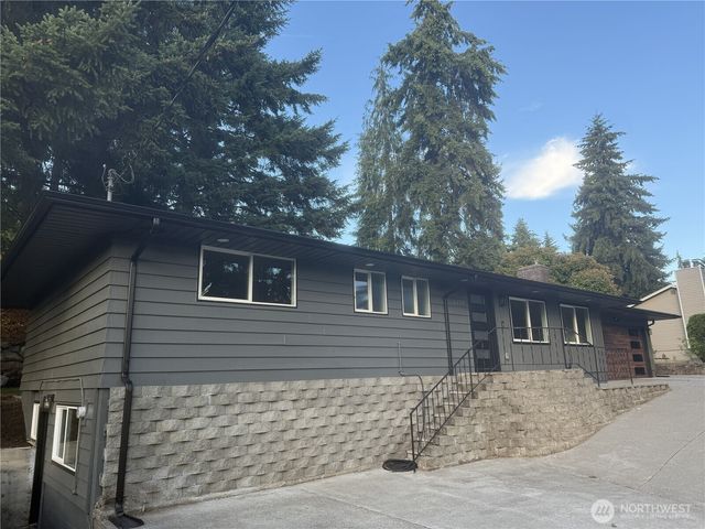 4515 Chrisella Road E, Edgewood, WA 98372