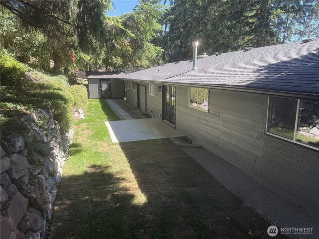 4515 Chrisella Road E, Edgewood, WA 98372