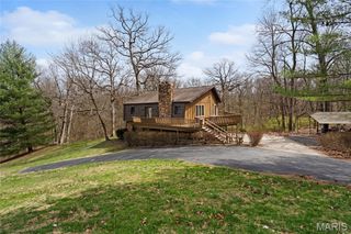 24 Burcham Drive, Fairview Heights, IL 62208