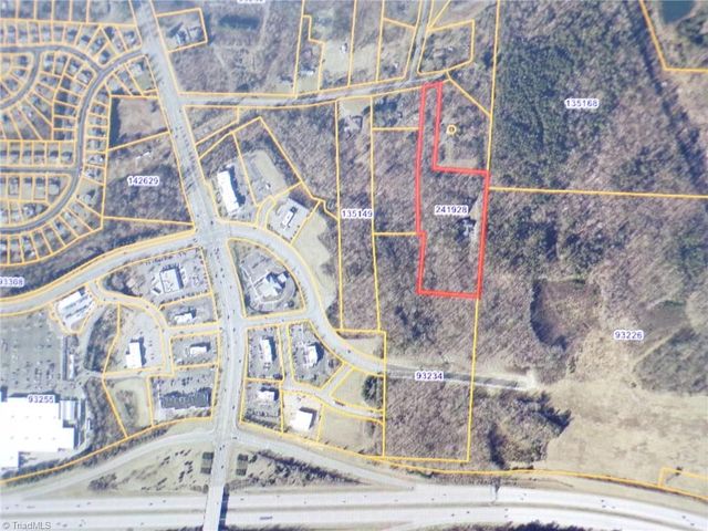 138 Vivian Lane, Greensboro, NC 27406