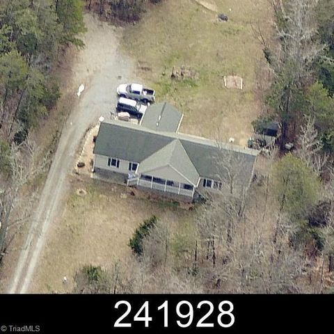 138 Vivian Lane, Greensboro, NC 27406