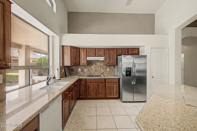17697 W SAMMY Way, Surprise, AZ 85374