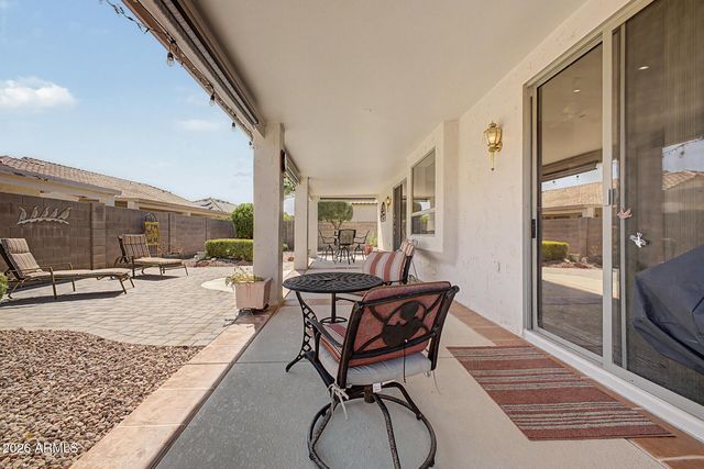 17697 W SAMMY Way, Surprise, AZ 85374