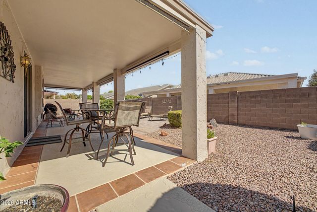 17697 W SAMMY Way, Surprise, AZ 85374