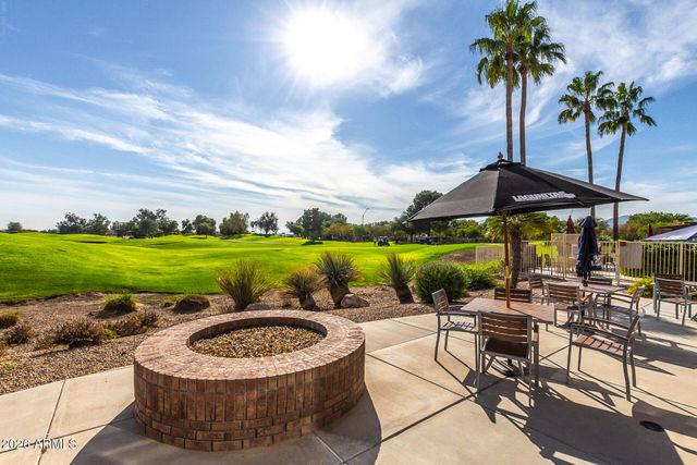 17697 W SAMMY Way, Surprise, AZ 85374