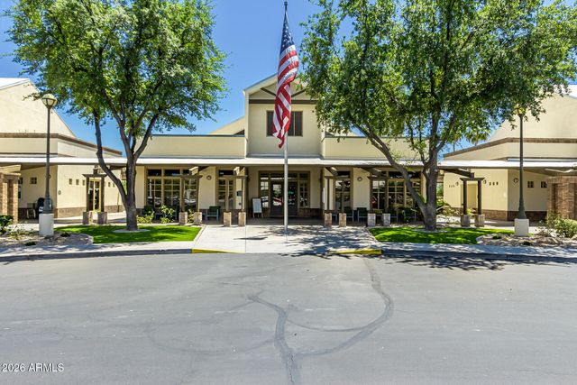 17697 W SAMMY Way, Surprise, AZ 85374