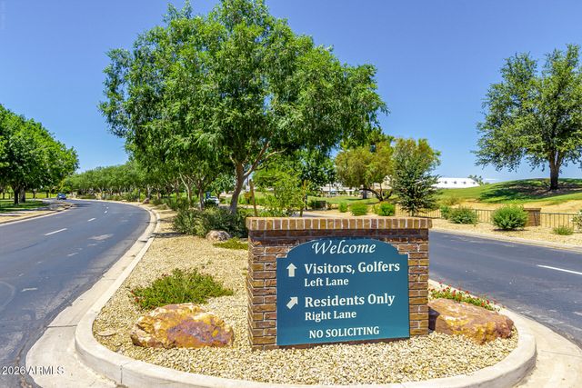 17697 W SAMMY Way, Surprise, AZ 85374