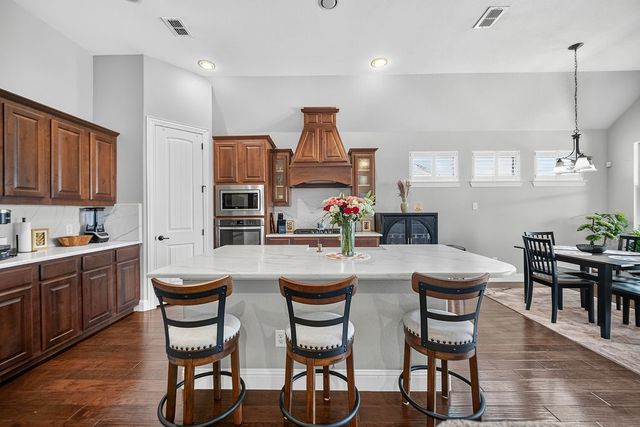 2112 Benjamin Creek Drive, Little Elm, TX 75068