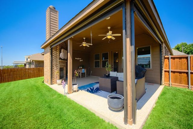 2112 Benjamin Creek Drive, Little Elm, TX 75068