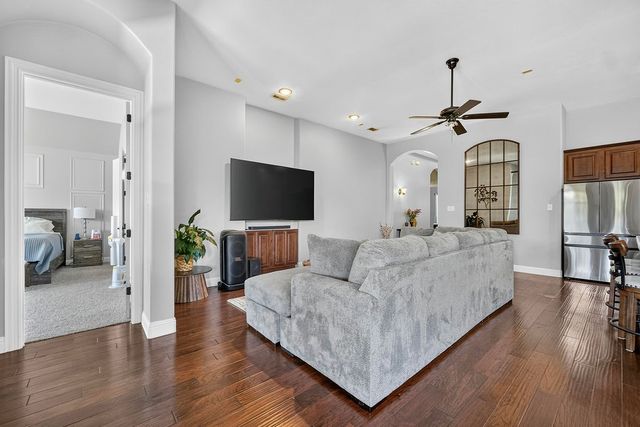 2112 Benjamin Creek Drive, Little Elm, TX 75068