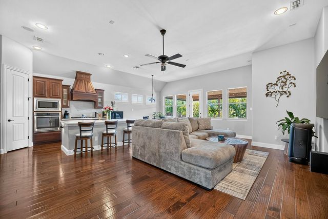 2112 Benjamin Creek Drive, Little Elm, TX 75068
