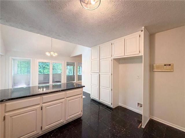 442 Hastings Way, Jonesboro, GA 30238
