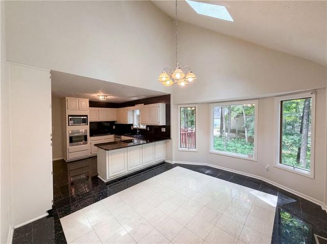 442 Hastings Way, Jonesboro, GA 30238