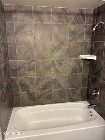 8055 E THOMAS Road L204, Scottsdale, AZ 85251