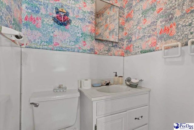 841 Fore Rd, Florence, SC 29506