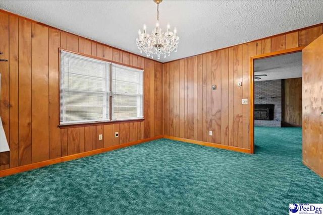 841 Fore Rd, Florence, SC 29506