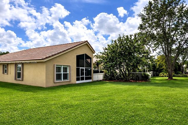 3933 Diamond Palladium Ter, Boynton Beach, FL 33436